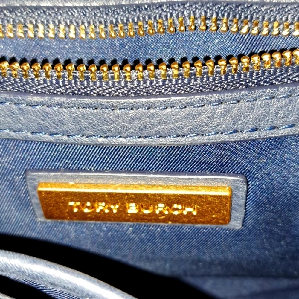 Tory Burch Chelsea Leather Shoulder Bag EUC